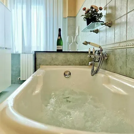 Vista Mare Relax Idromassaggio Biciclette Clima Apartment *